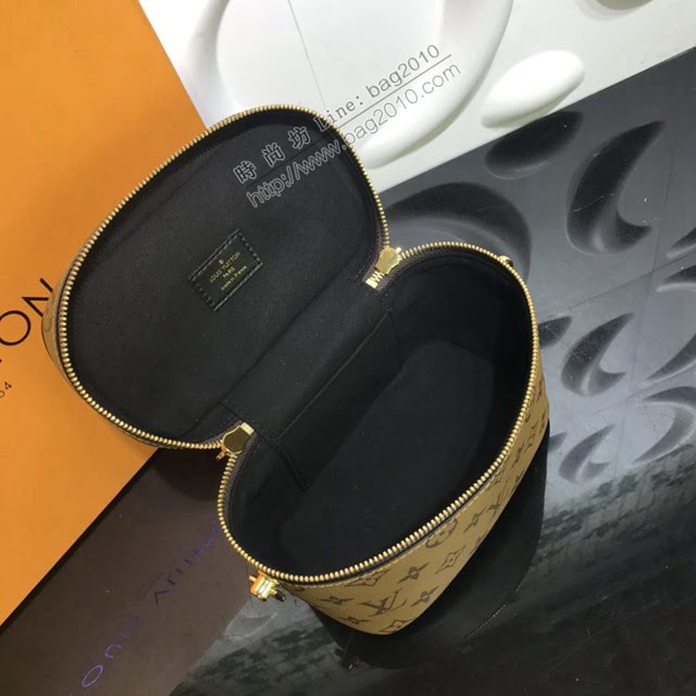 路易威登LV化妝包 Nice化妝包 lv新款手提肩背鏈條斜挎包  ydh3828